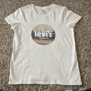 Levi's White Graphic Long Sleeve Tee